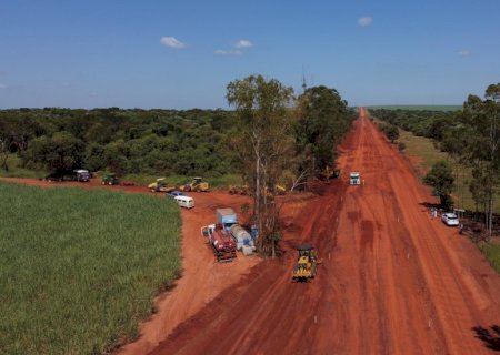 Obra de pavimentação do acesso à Usina Santa Helena é marco da parceria Estado e Município
