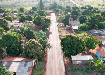 Mais de 3 km de vias urbanas de Nova Casa Verde recebem asfalto novo