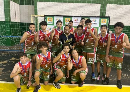 Equipe do Projeto de Treinamento da FUNAEL vence torneio de basquete em Naviraí