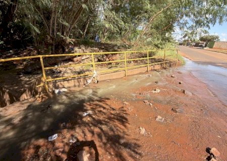 Prefeitura multa Sanesul em R$ 350 mil por reincidência em vazamento de esgoto em Nova Andradina